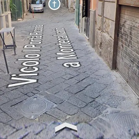 The Second Floor Konukevi Napoli