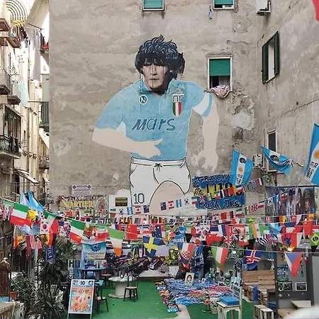 Konukevi The Second Floor Napoli