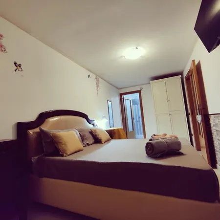 The Second Floor 게스트하우스 나폴리